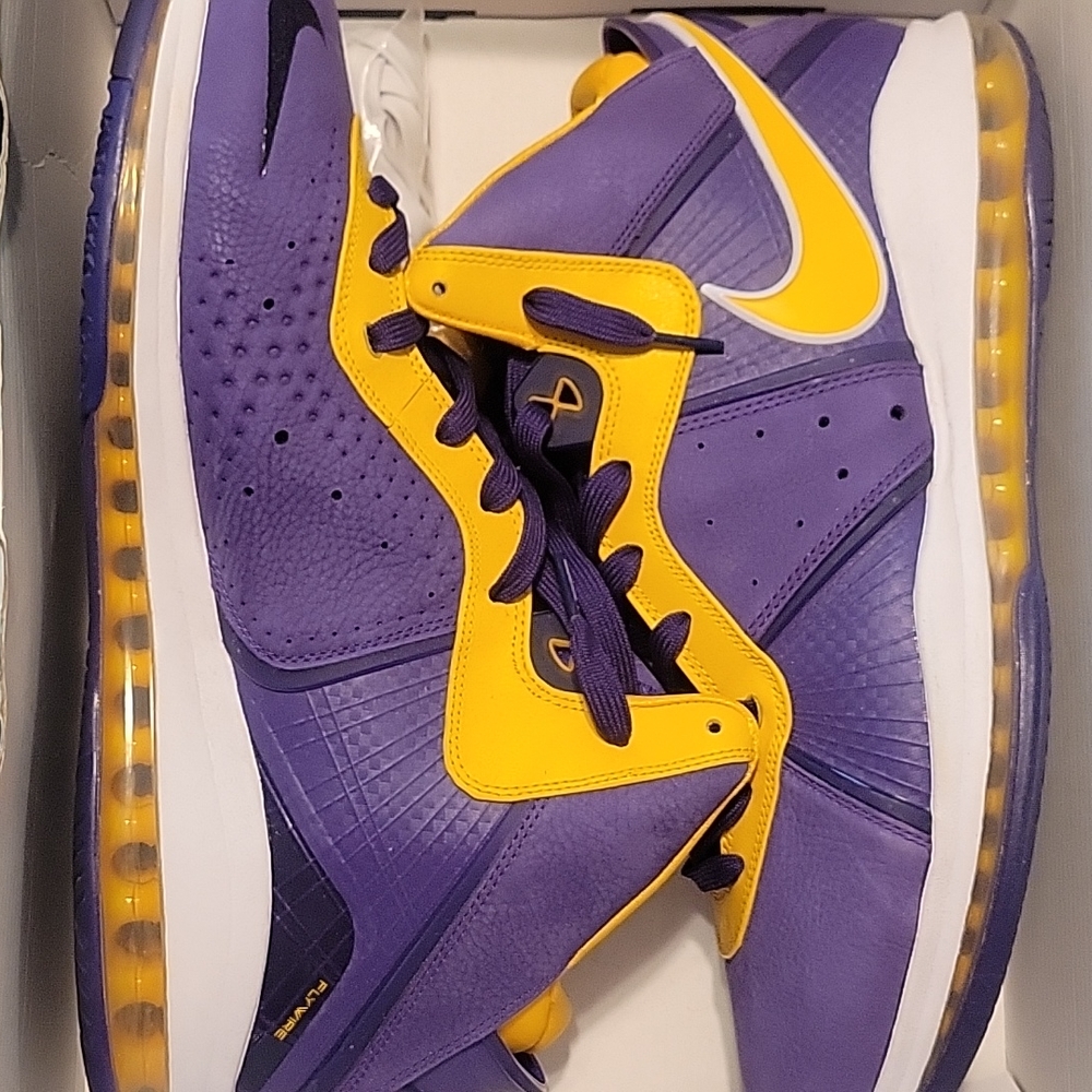 LEBRON VIII QS